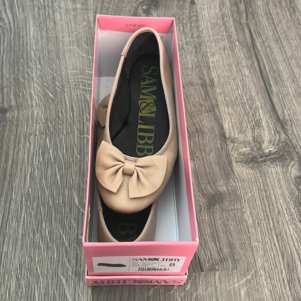 New Flats, size 8